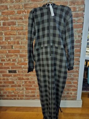 Fabletics Go To Black and Gray Buffalo Plaid Fleece Hooded Jumpsuit/Onesie